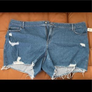 Mid-Rise Boyfriend Cut-Off Jean Shorts 5” Inseam